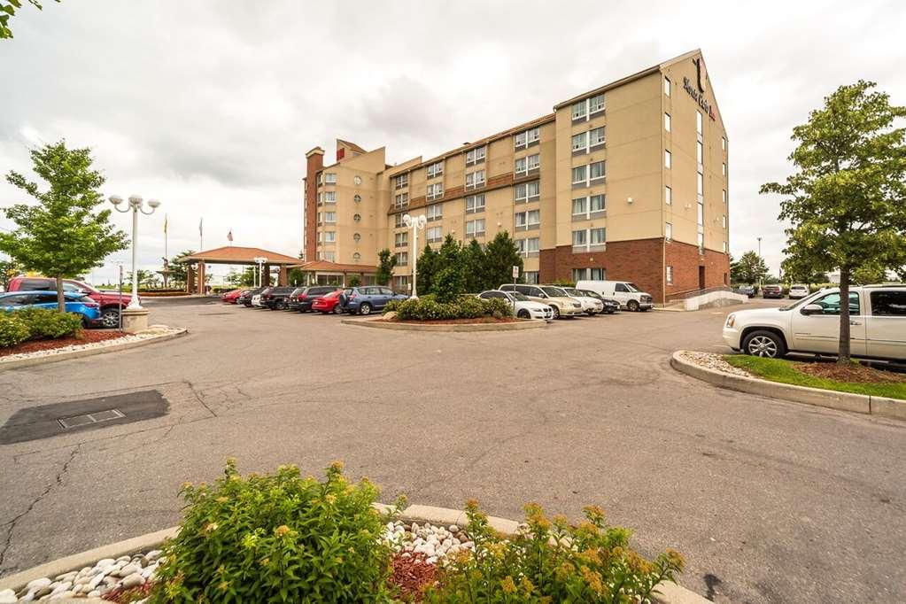 Monte Carlo Inn Vaughan Suites Εξωτερικό φωτογραφία