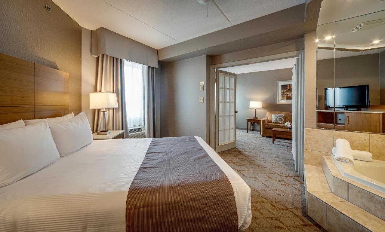 Monte Carlo Inn Vaughan Suites Εξωτερικό φωτογραφία