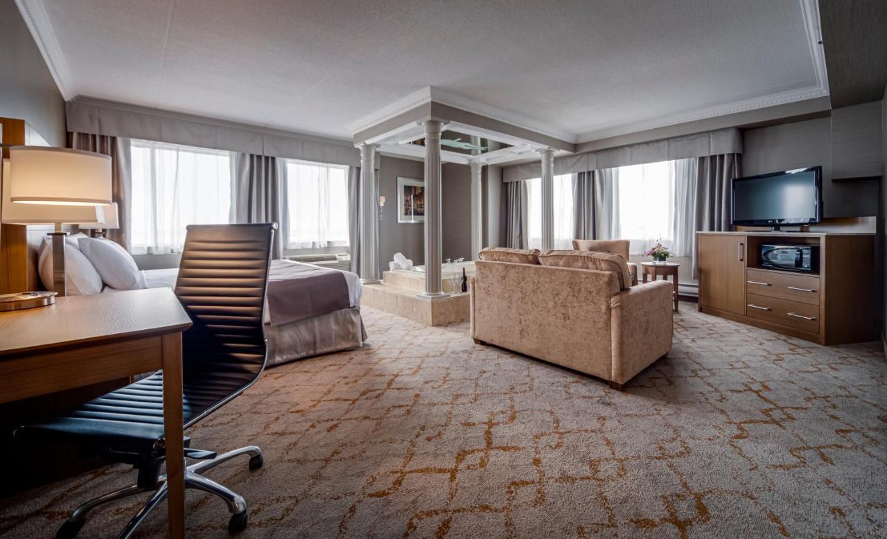 Monte Carlo Inn Vaughan Suites Εξωτερικό φωτογραφία