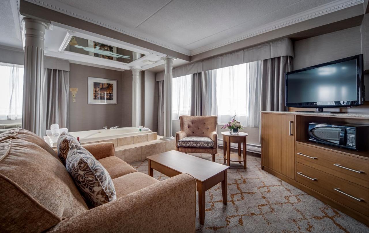 Monte Carlo Inn Vaughan Suites Εξωτερικό φωτογραφία